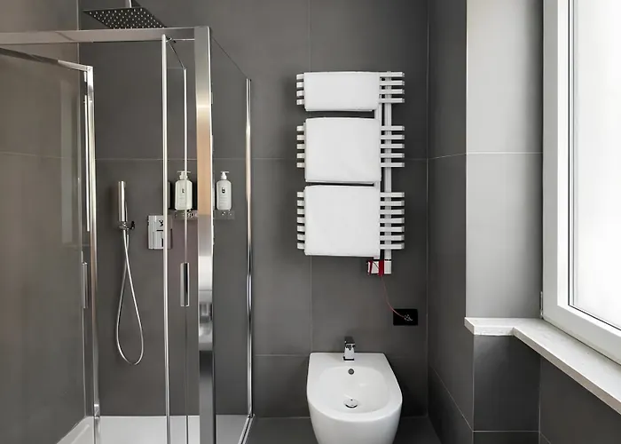 J Maluni Otel Roma
